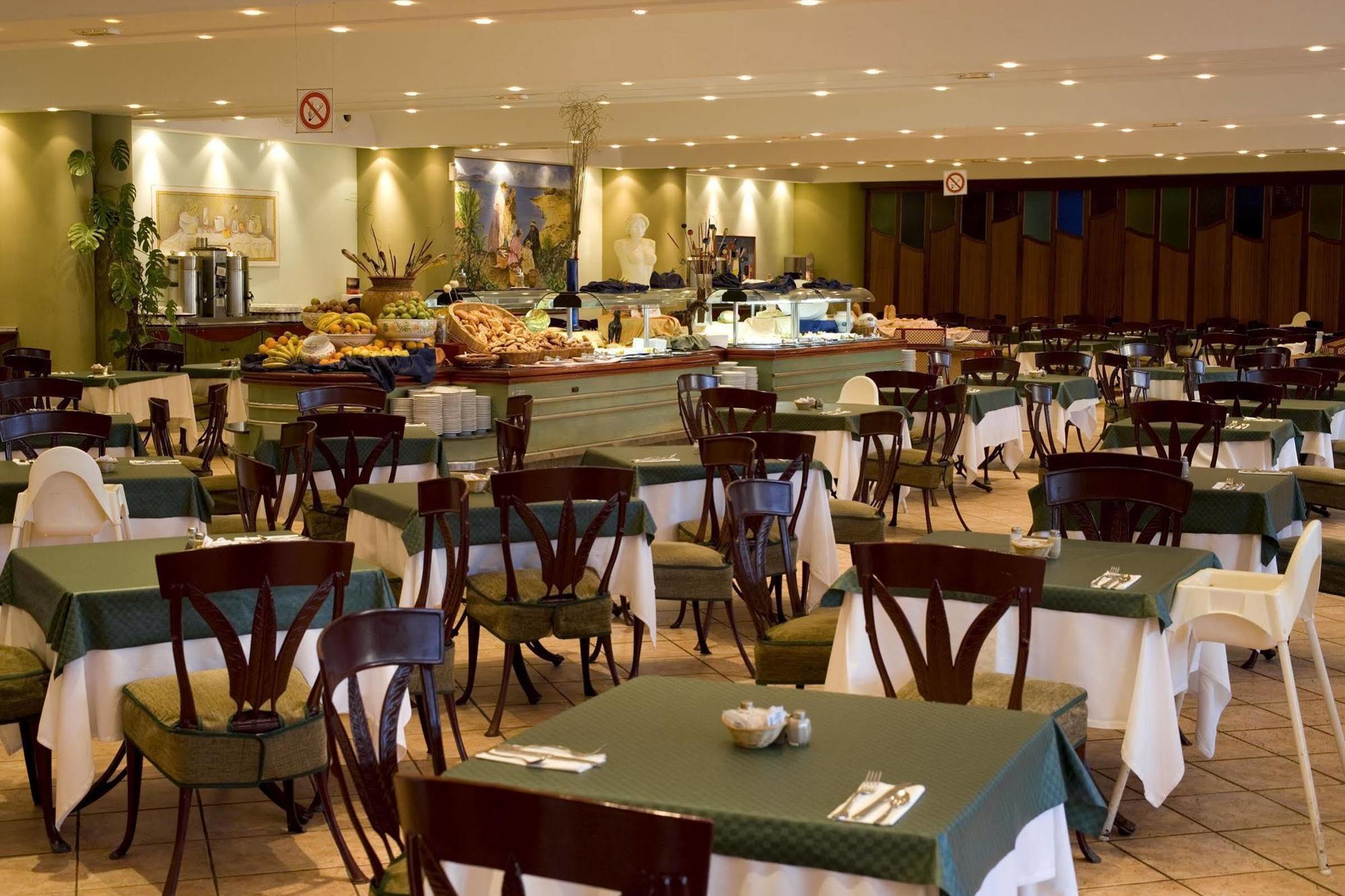Hotel Hl Club